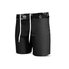 Load image into Gallery viewer, Summer Nights Shorts (size 42 only)
